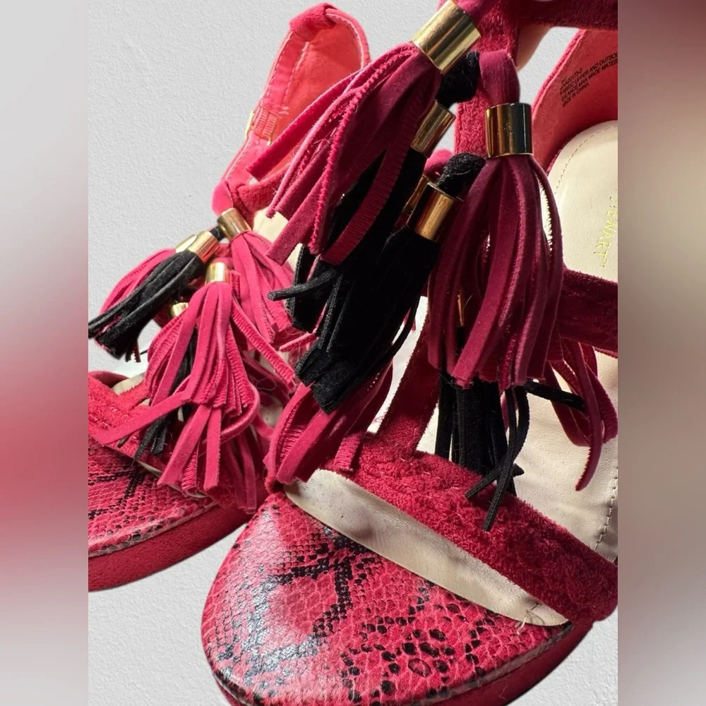 Ashley Stewart‎ fuchsia suede wedge sandals tassels snakeskin print